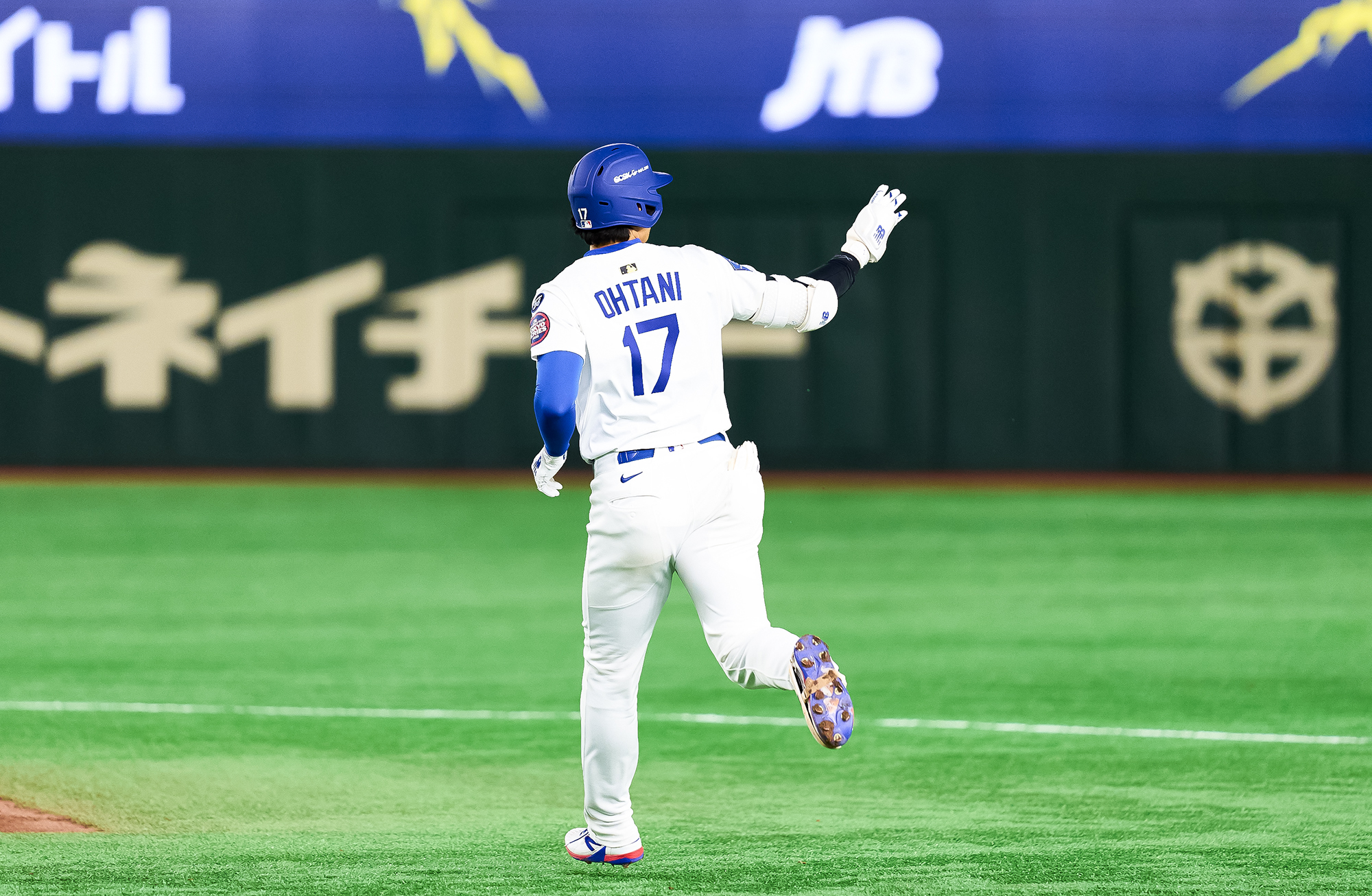 洛杉磯道奇大谷翔平擊出陽春全壘打