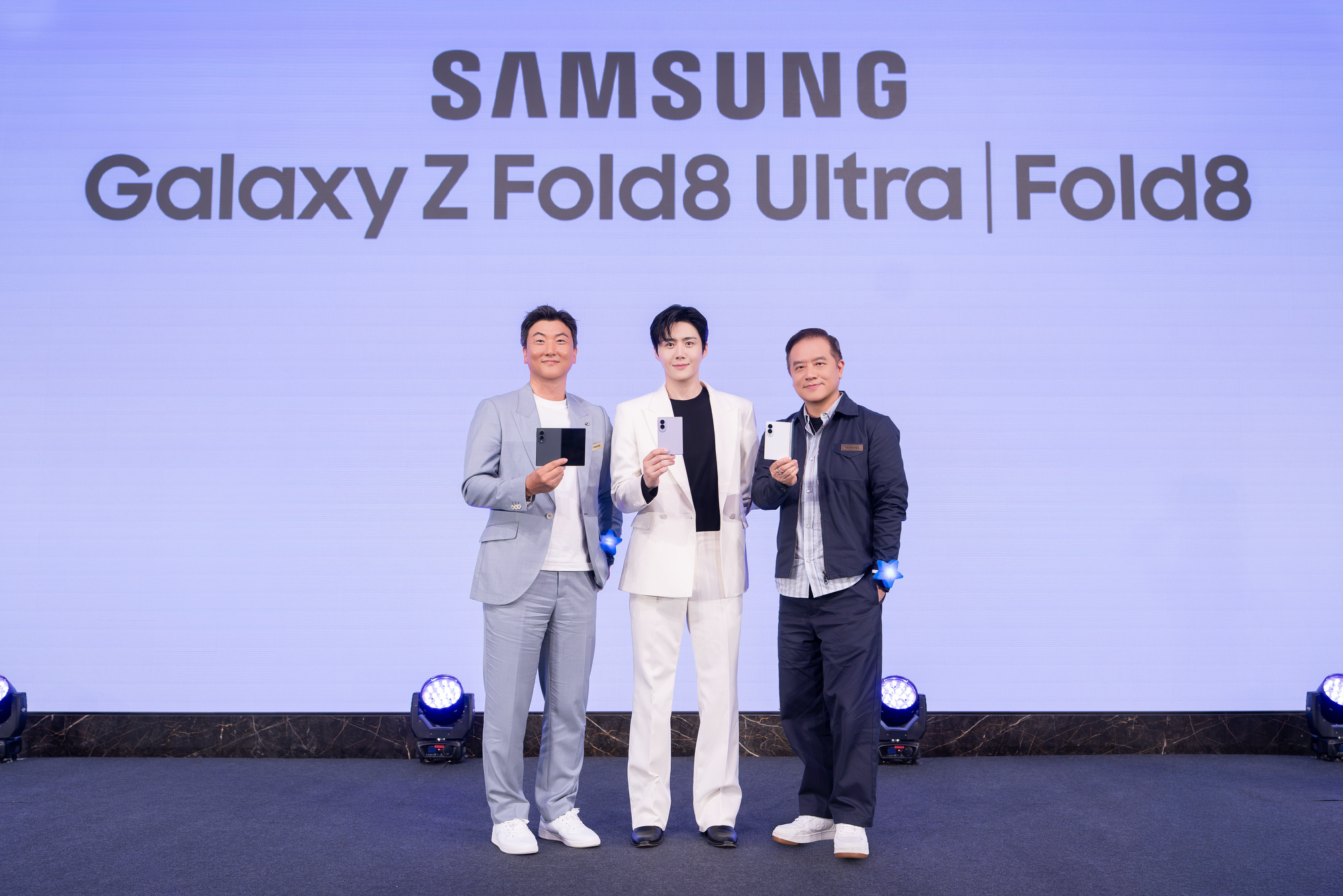 台灣三星電子 總經理 梁準原、Galaxy品牌大使金宣虎、台灣三星電子 行動通訊事業部 總經理 陳啓蒙